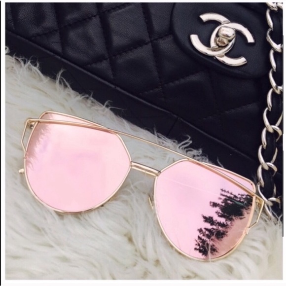 Rose Gold Mirrored Sunglasses main image 5